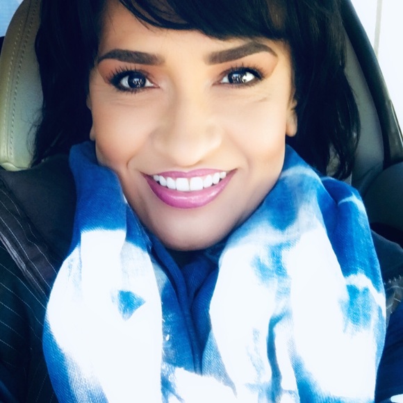 Meet your Posher, Patricia - Picture 1 of 1